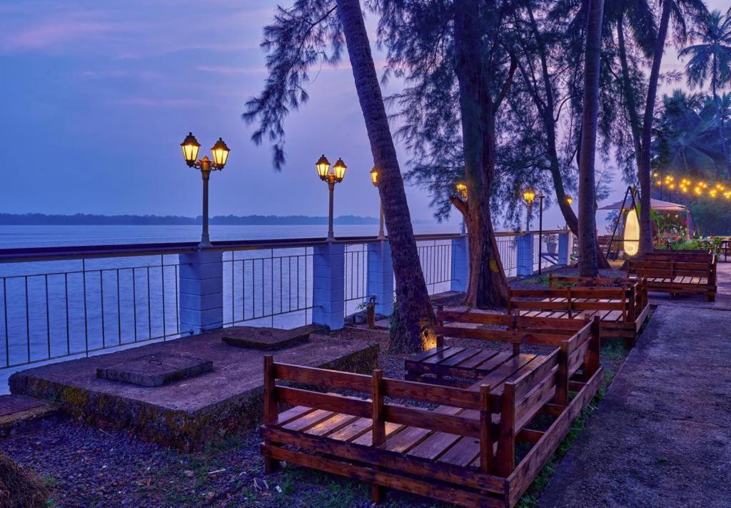 Blu Missel By The River Ribandar Exterior photo